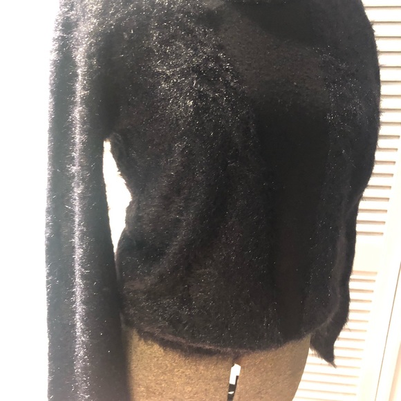 Izzue Black fashion sweater. Very soft and cozy. Size XSmall. Material Acrylic. - Picture 3 of 4